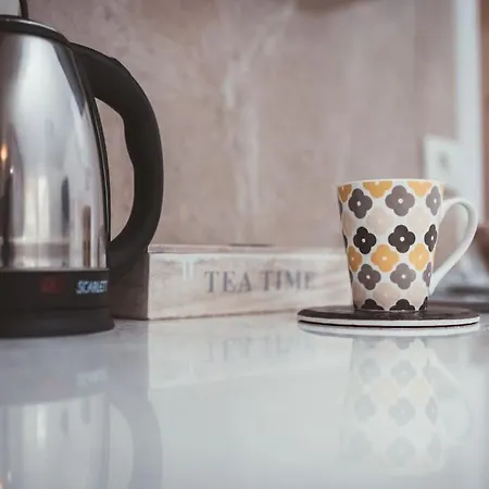 Feel - Old Town With Parking