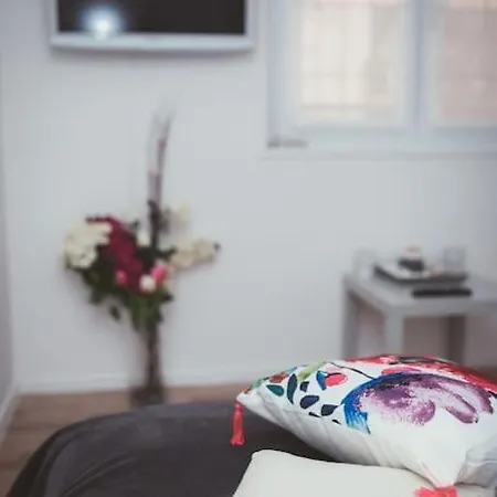 Feel - Old Town With Parking アパート