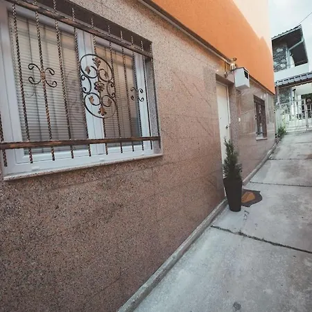 Feel - Old Town With Parking *