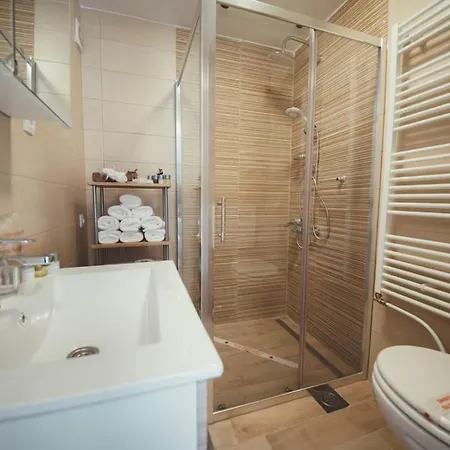 Feel - Old Town With Parking アパート *